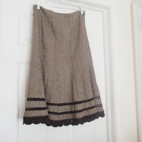 Talbots Brown and Gray Wool Blend Skirt with Crocheted Lace Hem Lined Size 6 - Picture 2 of 15